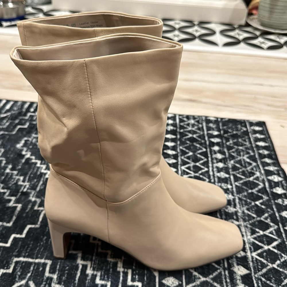 Naturalizer Platt Ankle Boots Cream Ivory Mid Shaft Blade Heel Size 11 NWT